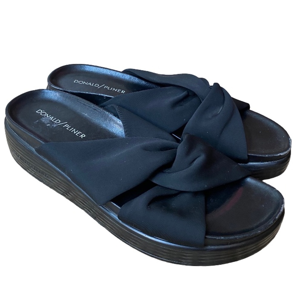 Donald J. Pliner black Folley twist front platform mule sandals size 7.5